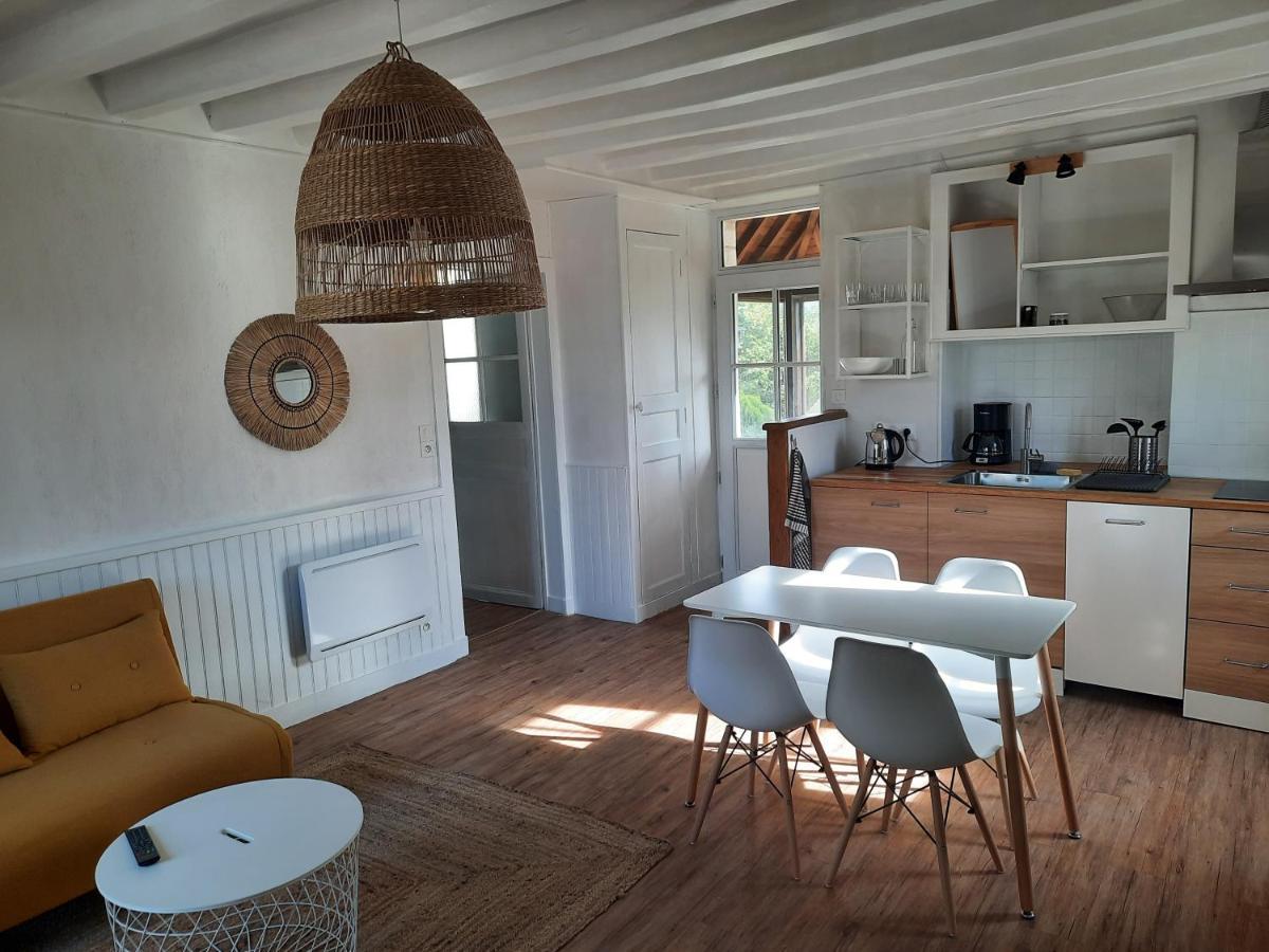 Maison avec jardin dans petit bourg typiquement Percheron - Le Colombier Boissy-Maugis Extérieur photo